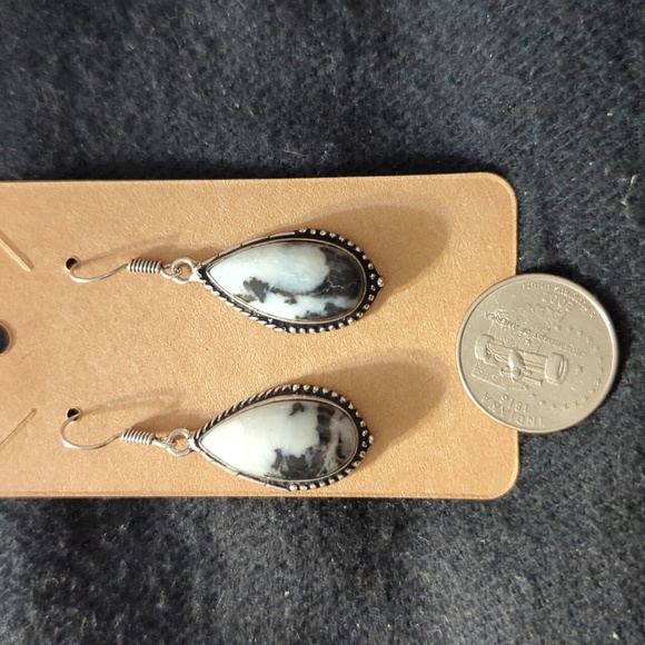 Silver Plated White And Black White Buffalo Gemstone Teardrop Dangle Earrings - Picture 2 of 4